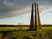 Монумент «Пяти штыков. 2007 год, май»
